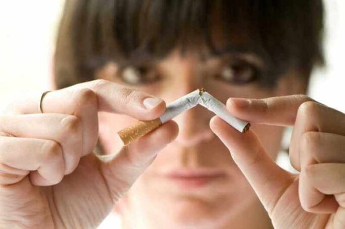 Une femme a arrêté de fumer en 5 jours
